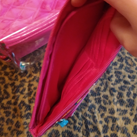 Sold 💖Vera.B +Lily Bloom 💝 Two Fucha  Crossbody Bag 💝 +Lily Bloom Wristlet 💝 - Picture 11 of 12